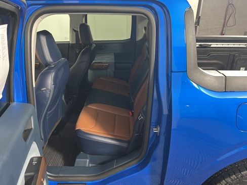 Used 2022 Ford Maverick Lariat w/ Lariat Luxury Package image 25