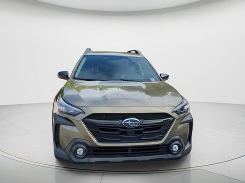 Used 2025 Subaru Outback Onyx Edition AWD/4WD image 2