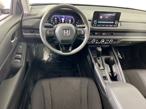 Used 2023 Honda Accord LX image 19