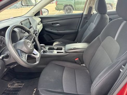 Certified 2024 Nissan Sentra SV FWD image 10