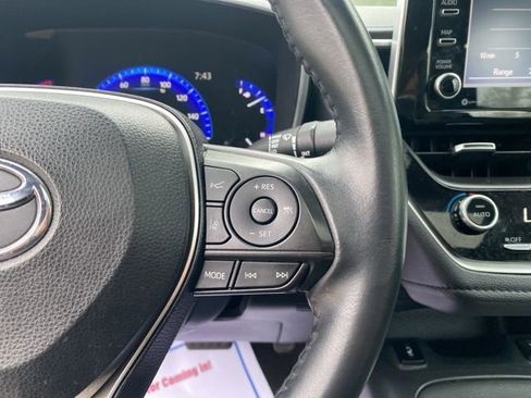 Used 2021 Toyota Corolla XSE image 26