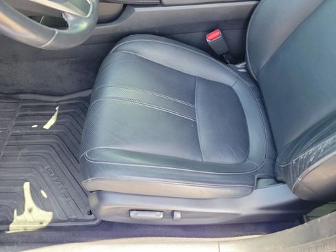Used 2018 Honda Civic EX-L image 25