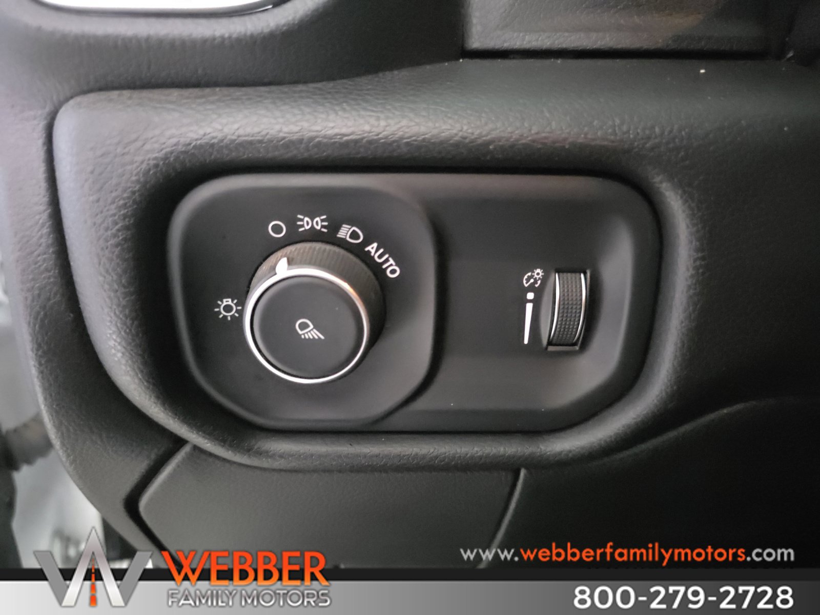Used 2022 RAM 2500 Big Horn AWD/4WD image 16