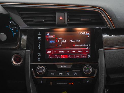 Used 2018 Honda Civic EX image 15