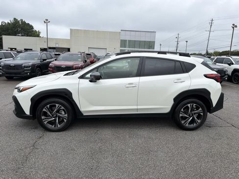Certified 2024 Subaru Crosstrek 2.0i Premium w/ Crosstrek Mirror Package AWD/4WD image 5
