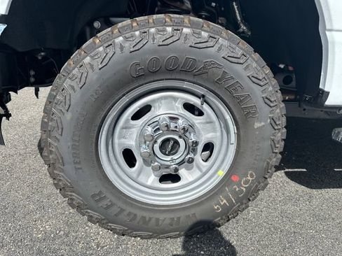 New 2026 Ford F250 XL w/ XL Off-Road Package image 15