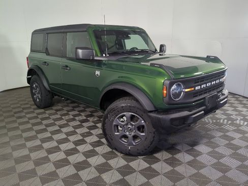 Used 2025 Ford Bronco Big Bend AWD/4WD image 2