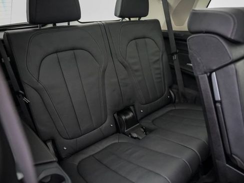 Used 2020 BMW X7 xDrive40i w/ Premium Package AWD/4WD image 29