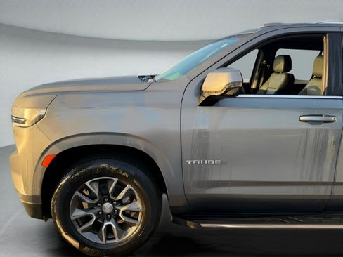 Used 2022 Chevrolet Tahoe LT w/ Luxury Package image 34