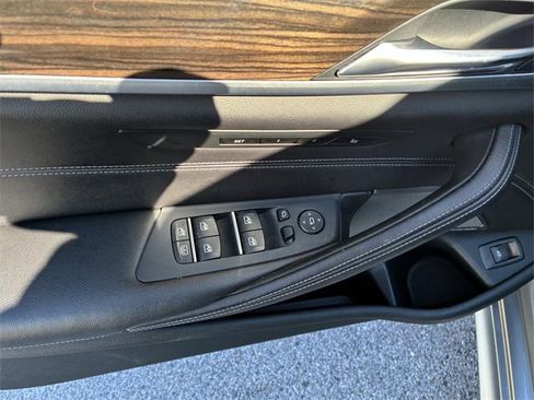 Used 2019 BMW M5 w/ Executive Package image 17