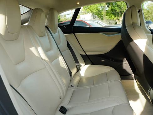 Used 2017 Tesla Model S 100D AWD/4WD image 39