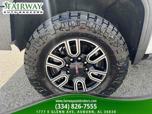 Used 2023 GMC Sierra 2500 AT4 w/ AT4 Premium Plus Package AWD/4WD image 34