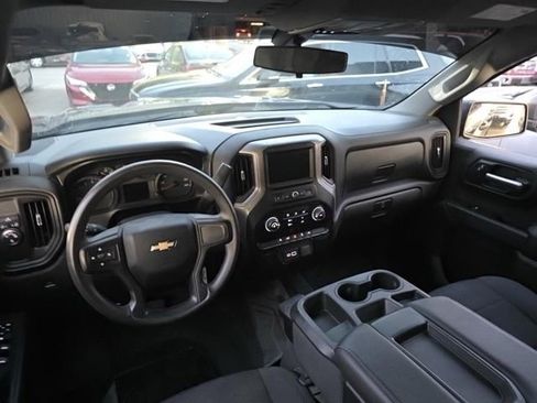 Used 2022 Chevrolet Silverado 1500 Custom RWD image 5