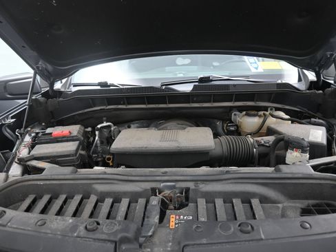Used 2019 Chevrolet Silverado 1500 LT Trail Boss AWD/4WD image 12