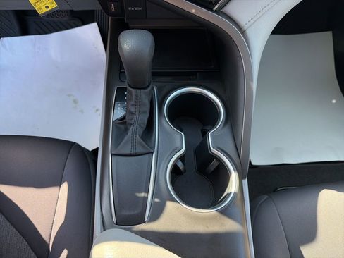 Used 2021 Toyota Camry LE image 21