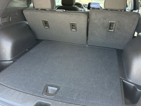 Used 2025 Chevrolet Blazer LT image 33