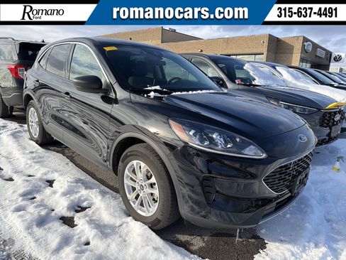 Used 2022 Ford Escape SE w/ Convenience Package image 1