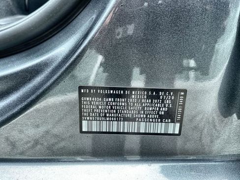 Used 2020 Volkswagen Jetta R-Line w/ R-Line Cold Weather Package image 33