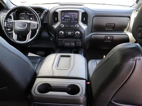Used 2022 GMC Sierra 3500 Denali AWD/4WD image 17