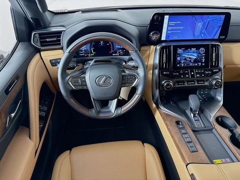 New 2026 Lexus LX 700h Luxury image 19