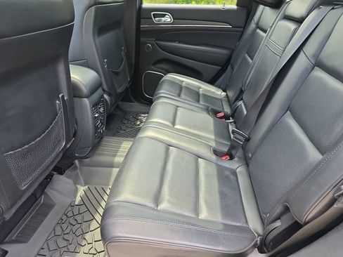 Used 2018 Jeep Grand Cherokee High Altitude AWD/4WD image 14