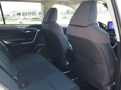 Used 2024 Toyota RAV4 XLE image 22