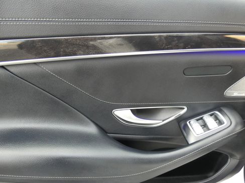 Used 2019 Mercedes-Benz S 450 Sedan image 41