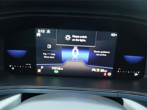 Certified 2022 Volkswagen Taos SE image 19