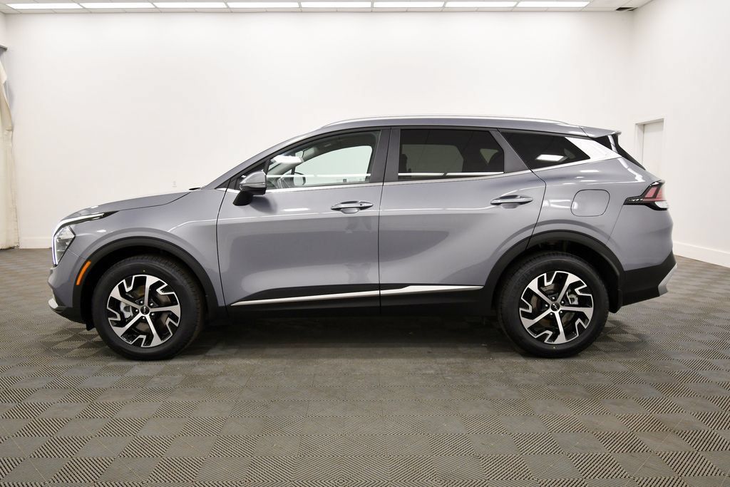 Certified 2023 Kia Sportage EX AWD/4WD image 4