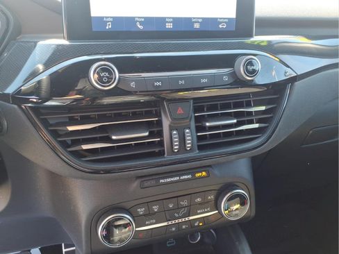 Used 2023 Ford Escape ST-Line w/ Equipment Group 301A FWD image 19