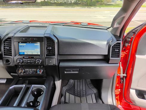 Used 2018 Ford F150 XL w/ Equipment Group 101A Mid RWD image 65