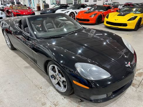 Used 2007 Chevrolet Corvette Convertible w/ Preferred Equipment Group RWD image 20