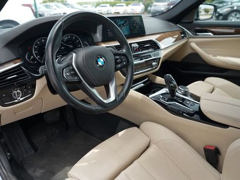 Used 2017 BMW 530i xDrive AWD/4WD image 10