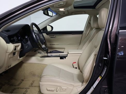 Used 2015 Lexus ES 350 w/ Luxury Package FWD image 10