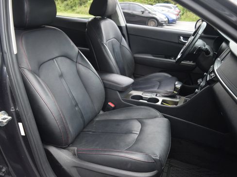 Used 2018 Kia Optima SX FWD image 8