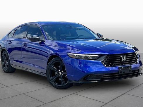 Used 2024 Honda Accord Sport image 2