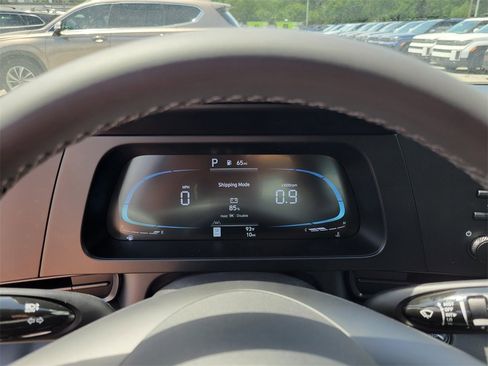 New 2025 Hyundai Elantra Sport image 17