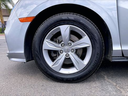 Used 2019 Honda Odyssey EX-L image 3