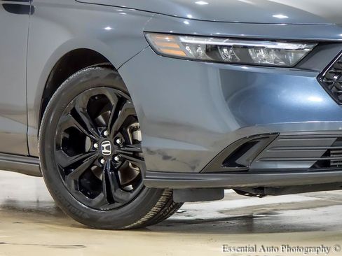 Used 2025 Honda Accord SE image 3