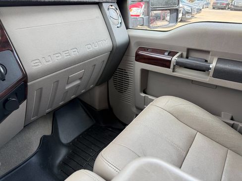 Used 2008 Ford F250 Lariat AWD/4WD image 17