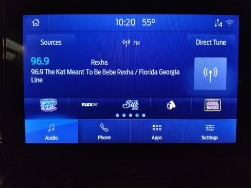 Used 2020 Ford Explorer XLT w/ Comfort Package AWD/4WD image 25