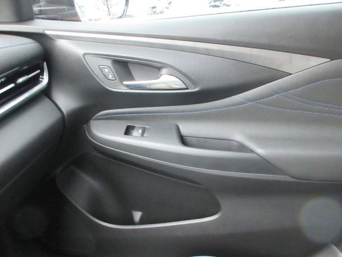 Certified 2024 Buick Envista Sport Touring w/ Convenience I Package image 35