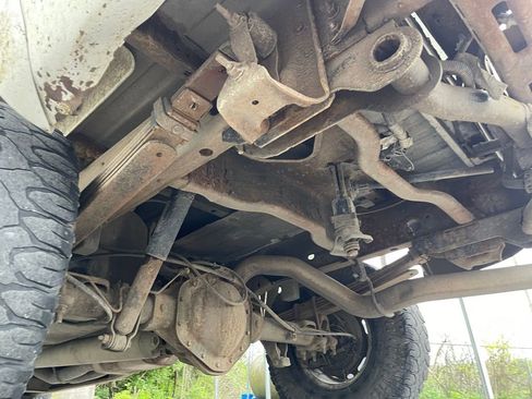 Used 2003 Chevrolet Silverado 2500 LS image 21