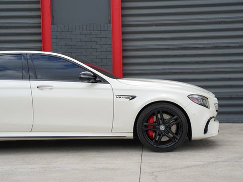 Used 2019 Mercedes-Benz E 63 AMG S image 4