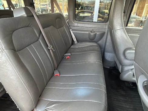 Used 2017 Chevrolet Express 2500 LS image 43