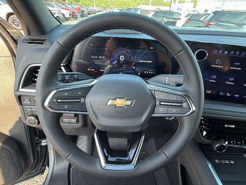 New 2026 Chevrolet Suburban Premier AWD/4WD image 25