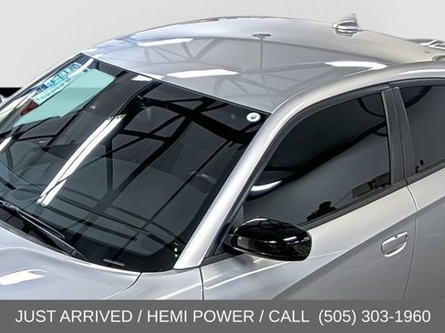 Used 2023 Dodge Charger R/T w/ Technology Group RWD image 9