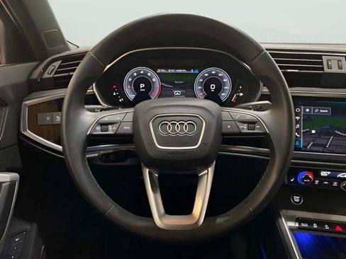 Used 2023 Audi Q3 2.0T Premium Plus w/ Premium Plus Package AWD/4WD image 13