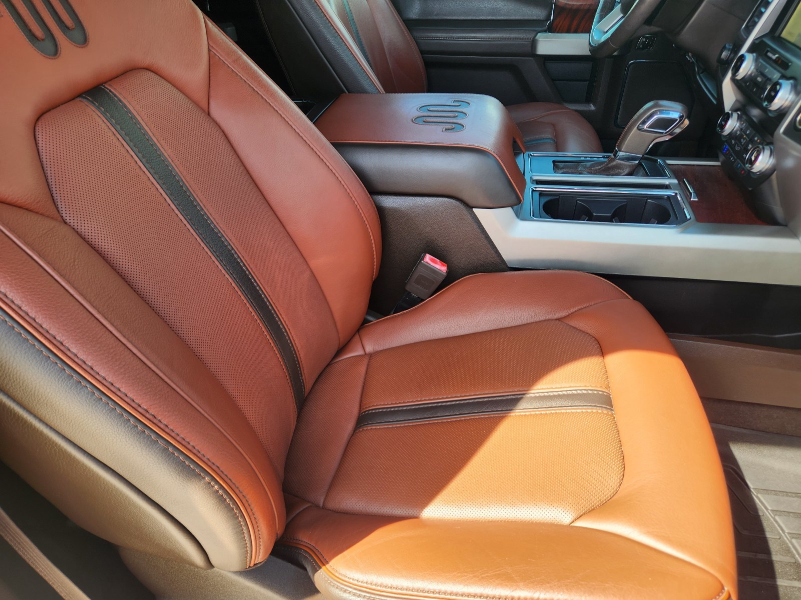 Used 2020 Ford F150 King Ranch w/ FX4 Off-Road Package AWD/4WD image 15