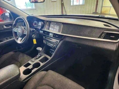 Used 2020 Kia Optima LX FWD image 22